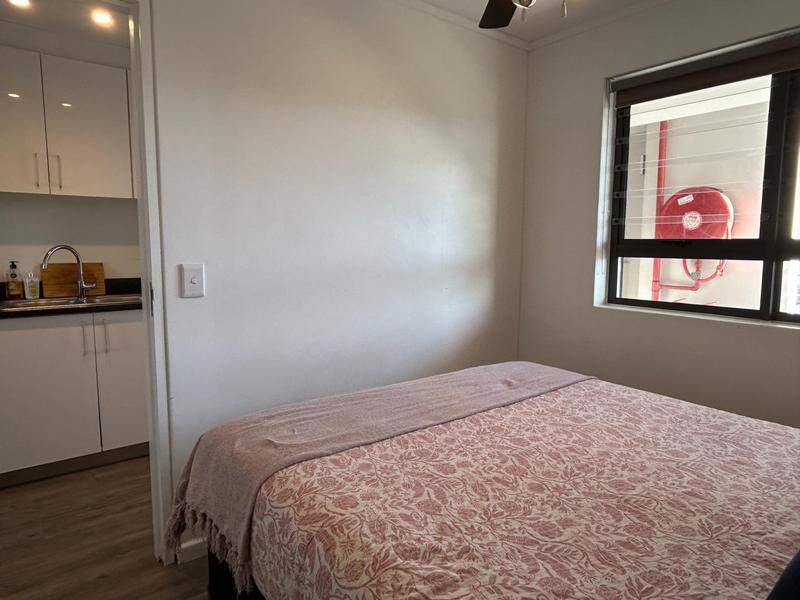 2 Bedroom Property for Sale in Zonnebloem Western Cape